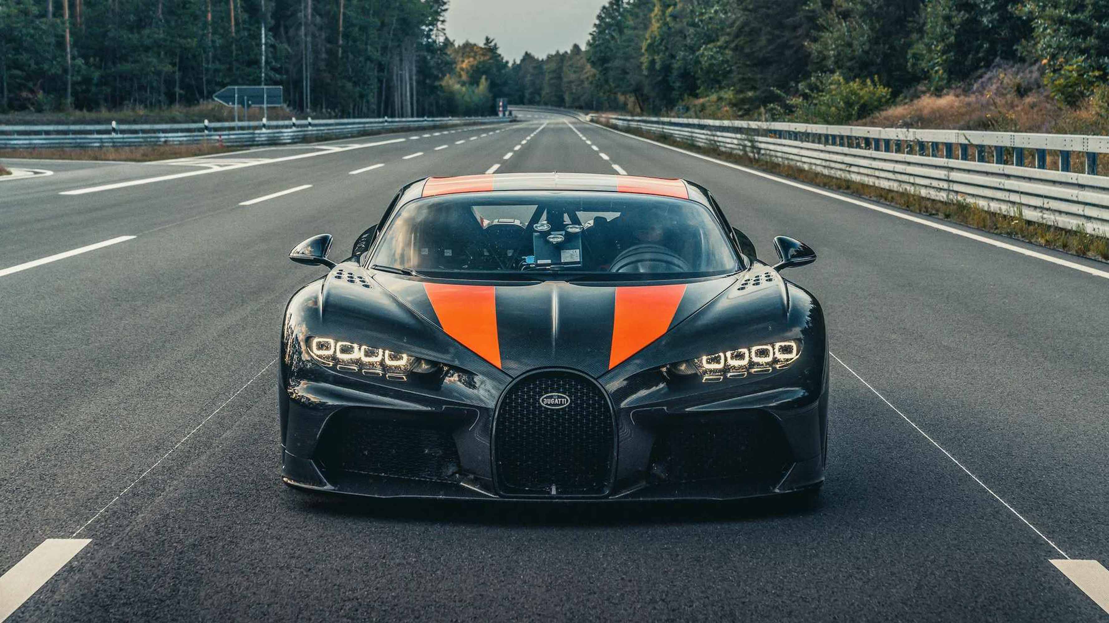 Bugatti Chiron Super Sport 300 (8).JPG