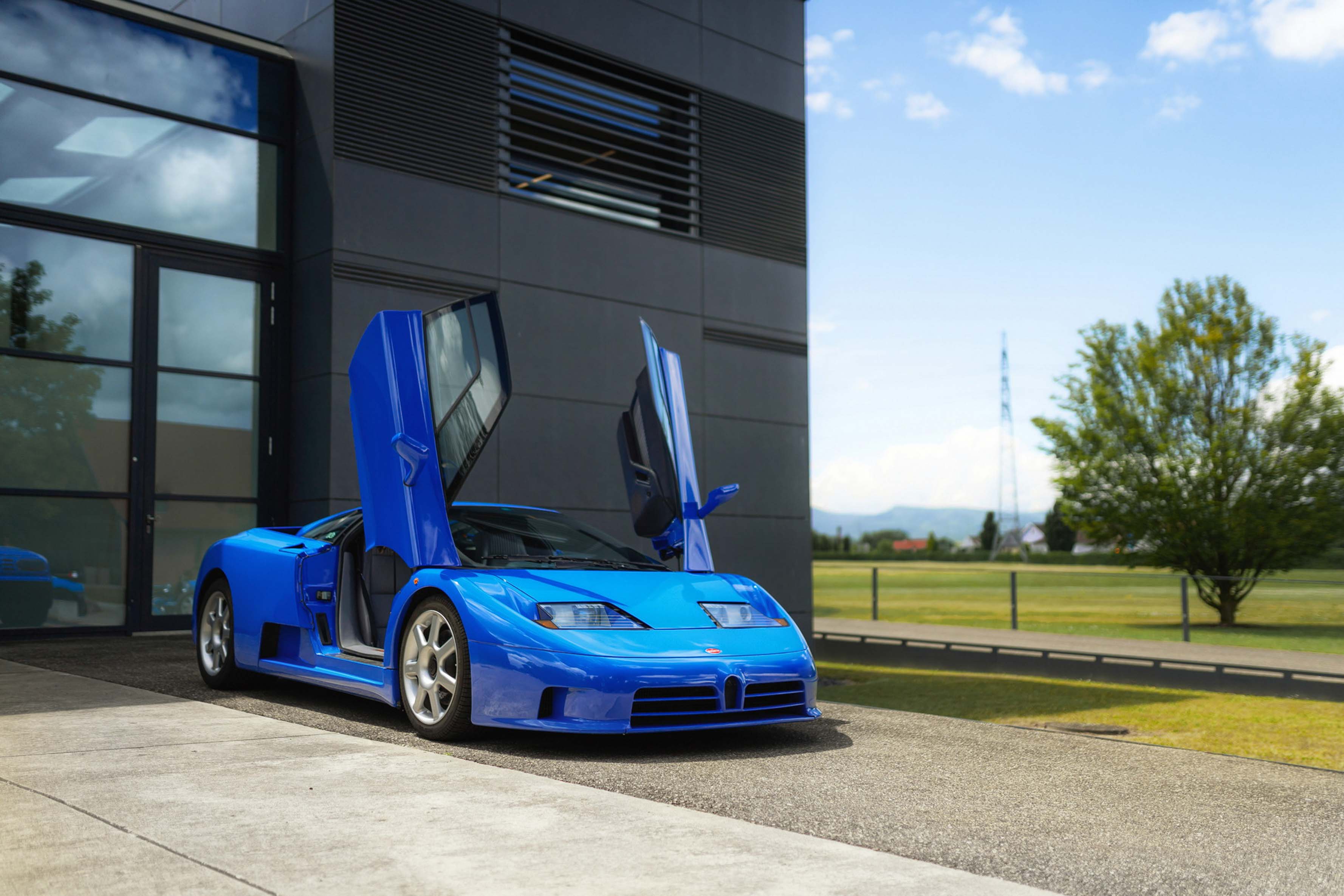 Bugatti French Racing Blue (10).JPG