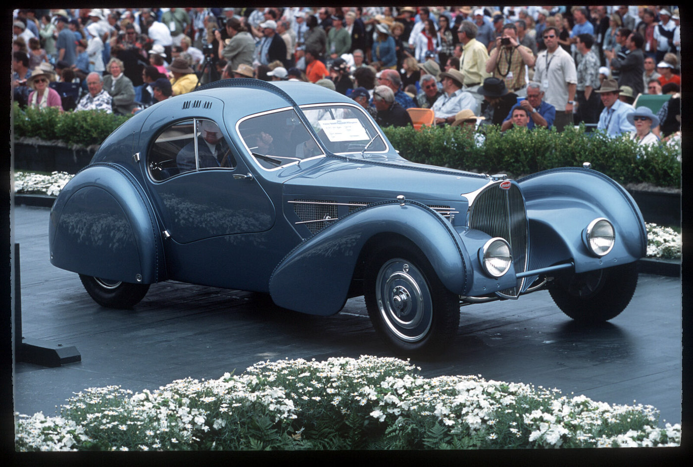 Bugatti Pebble Beach Concours d'Elegance (2).JPG