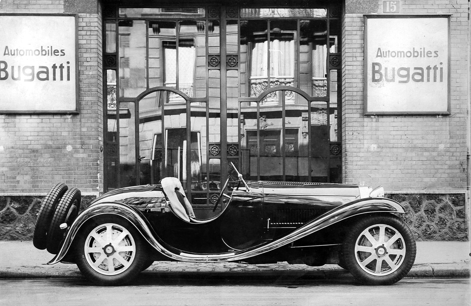 Bugatti Roadsters (9).JPG