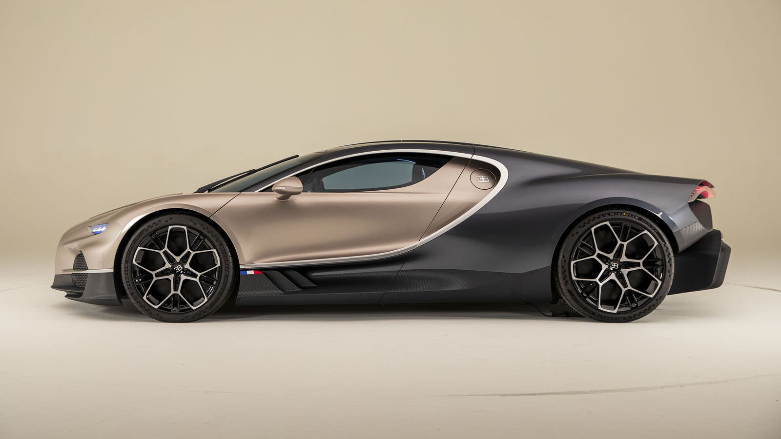 bugatti-tourbillon-profile.jpg