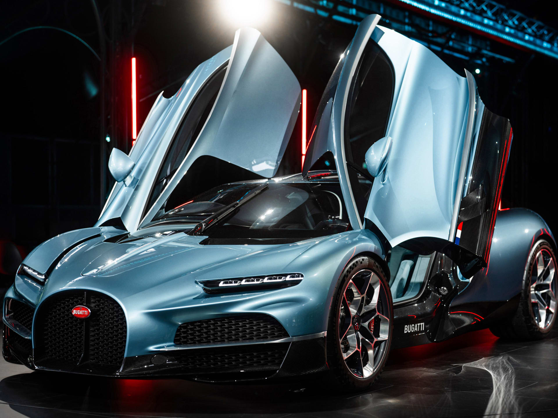 bugatti-tourbillon-with-its-doors-up-124178.jpg