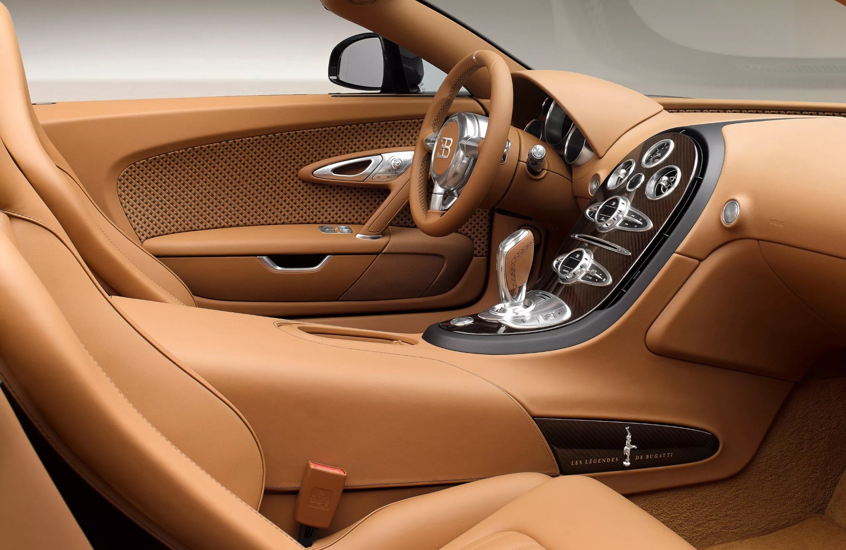 Bugatti-Veyron-000001 (Large).jpeg