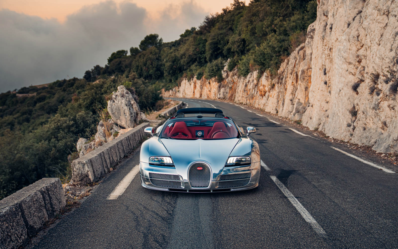 Bugatti Veyron Grand Sport Vitesse-anh-_4.jpg