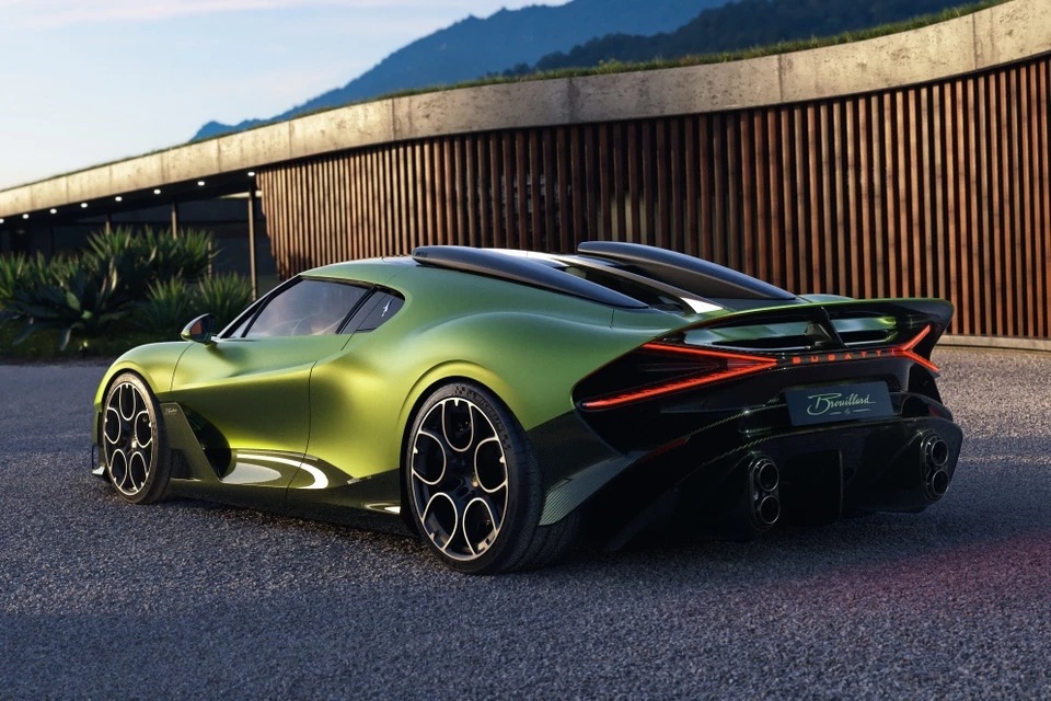 Bugatti_Brouillard_4.jpg