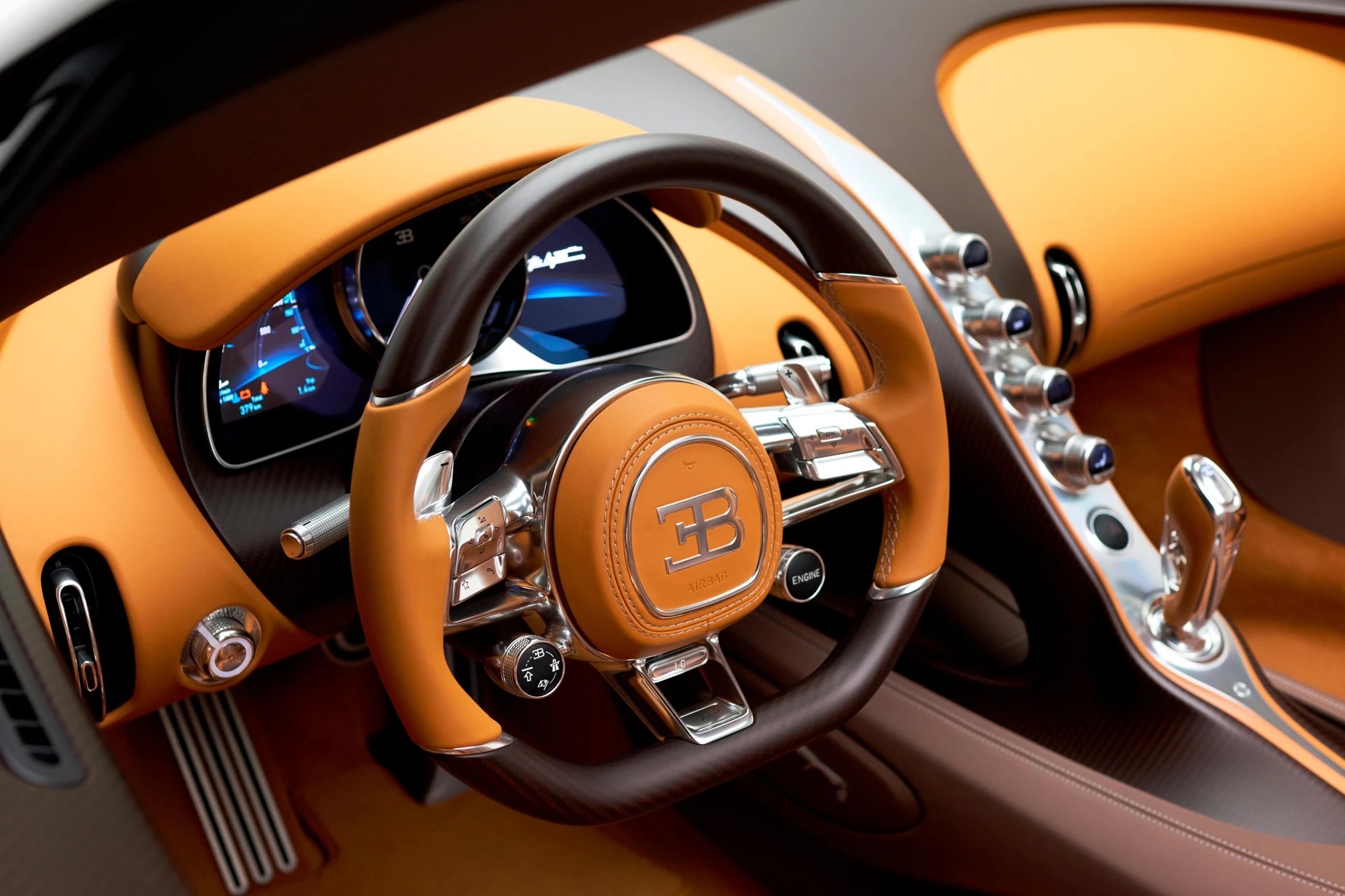 Bugatti_W16_Mistral_Le_Retour_du_Jeune_Prince_6.jpg