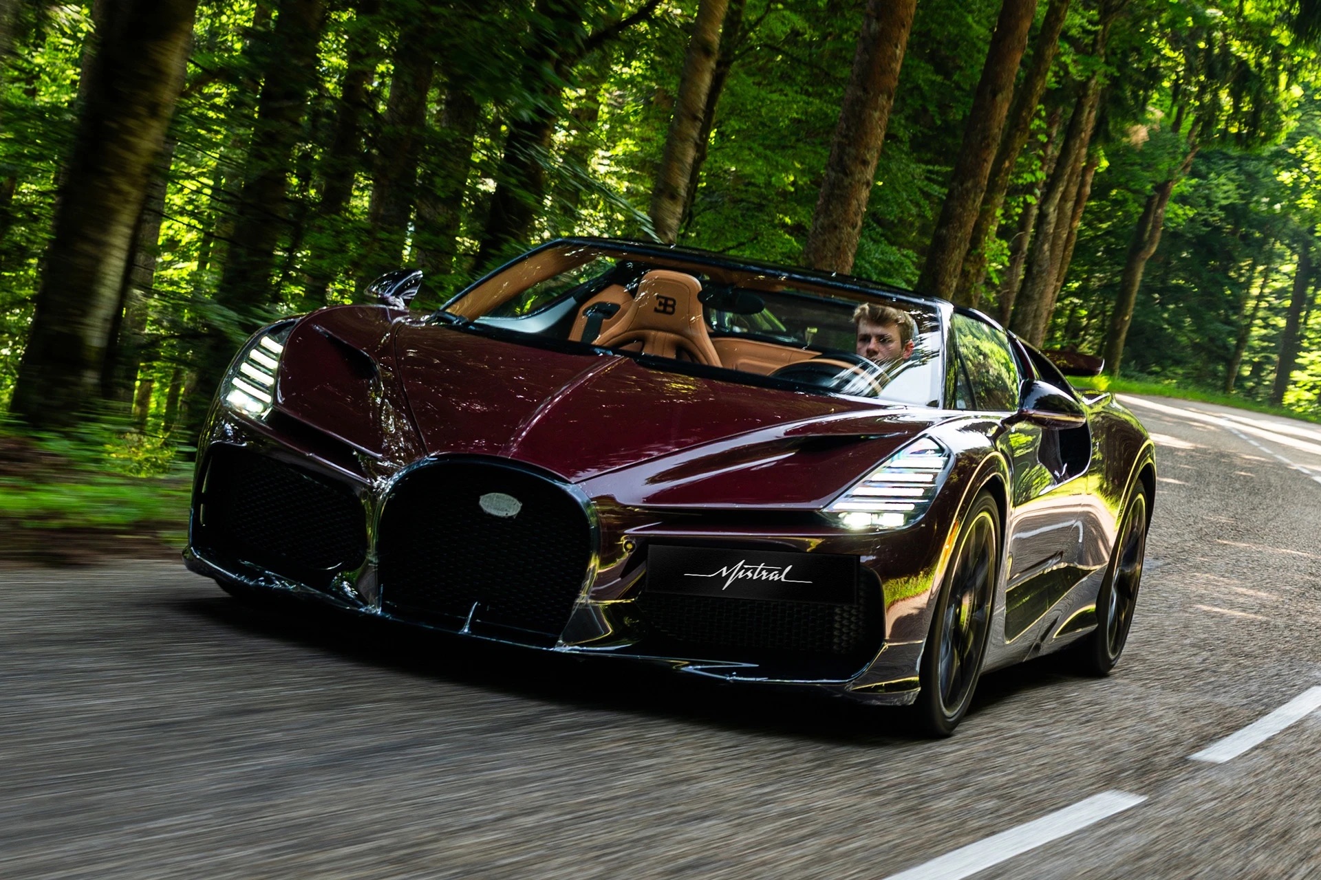 Bugatti_W16_Mistral_Test_Drive_1.jpg