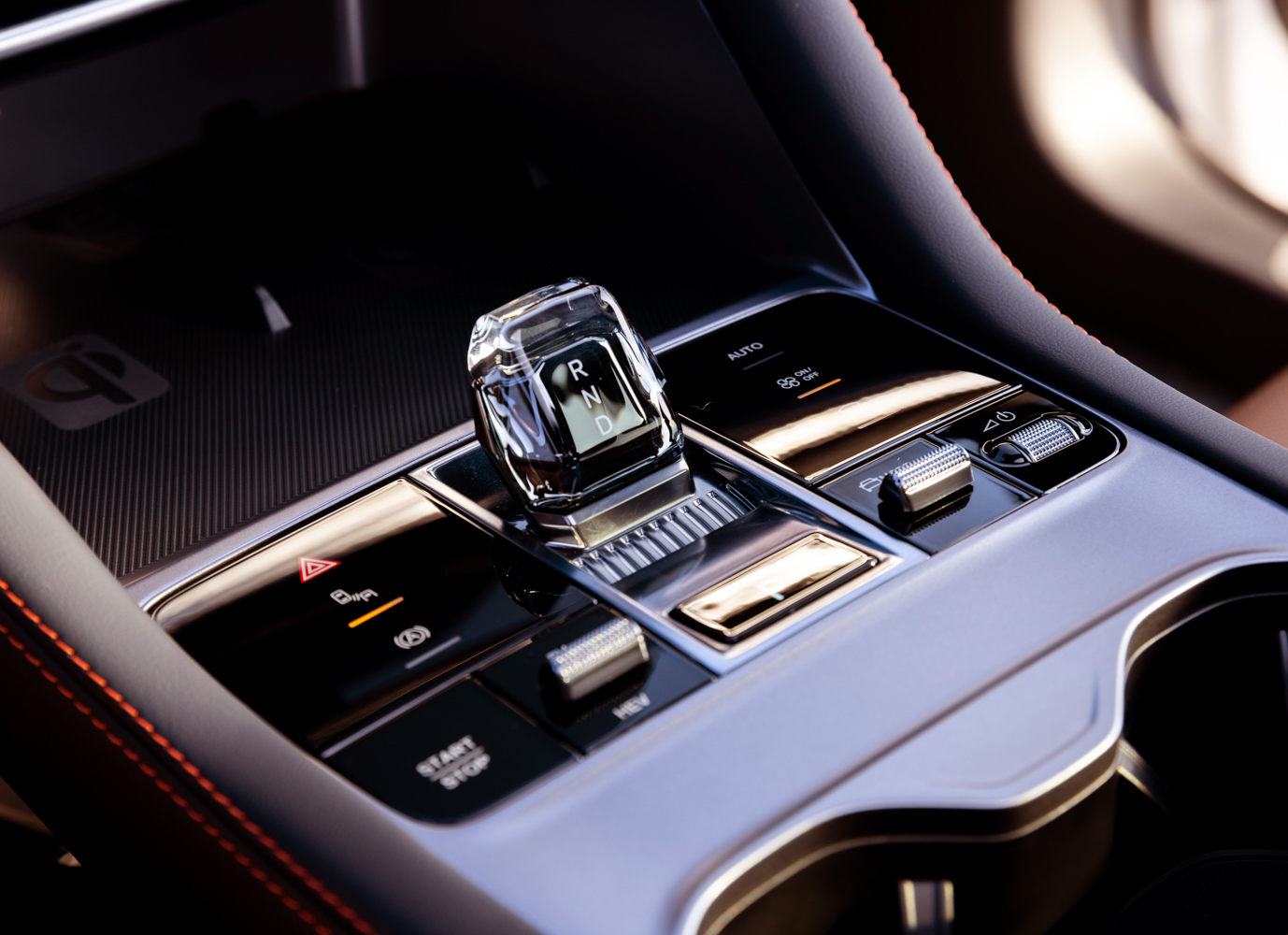 byd-sealion6-anh-_8.jpg