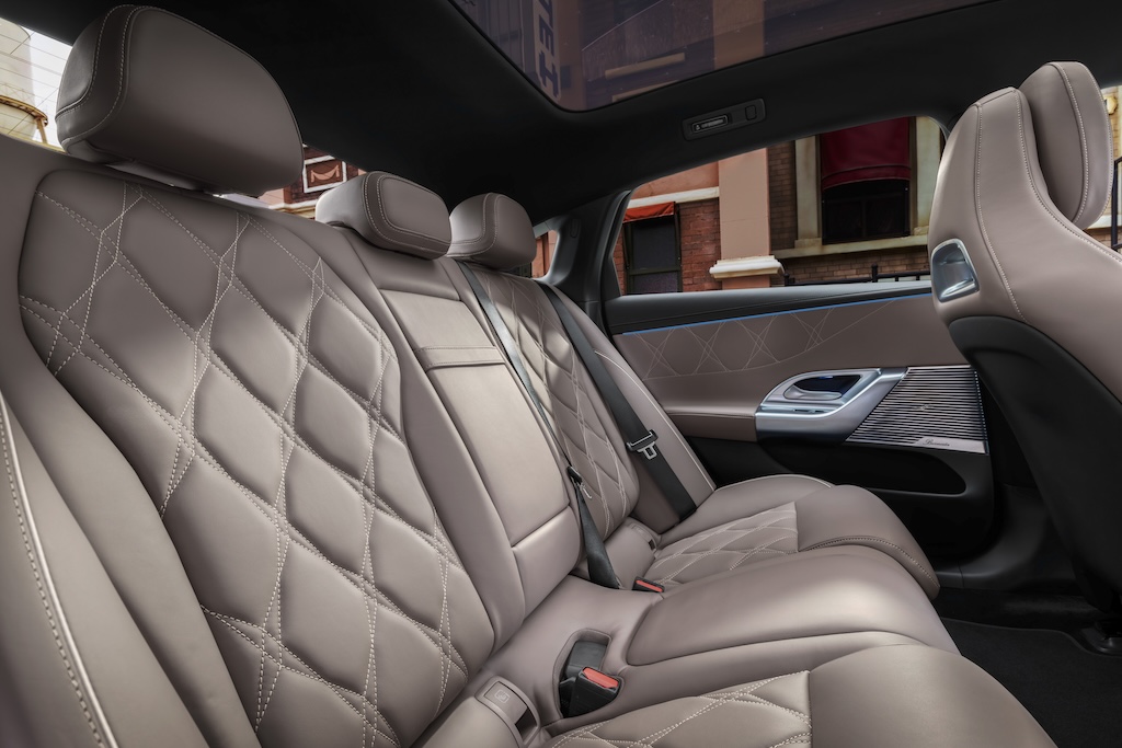 C Class 2026_200426_9.jpg