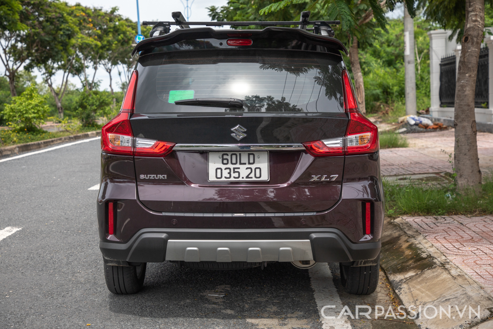 can-canh-xe-suzuki-ertiga-anh-33.jpg