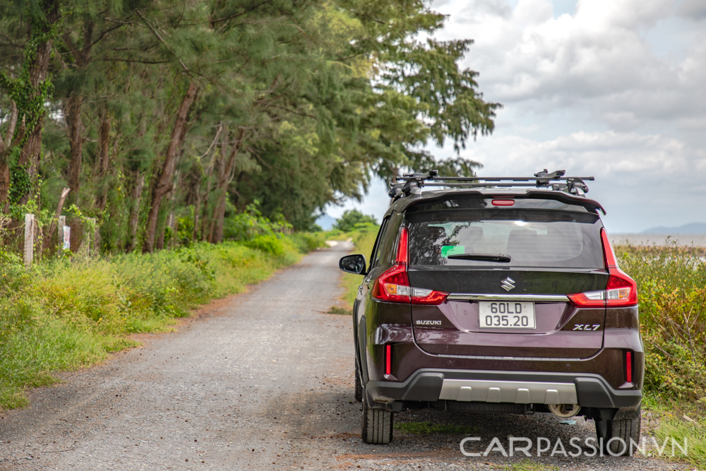 can-canh-xe-suzuki-ertiga-anh-4.jpg