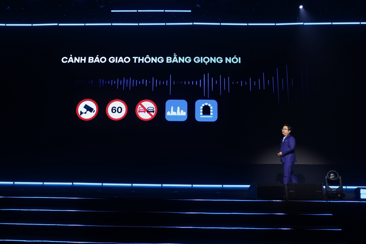 Cảnh báo giao thông bằng giọng nói trên L110 Large.jpeg