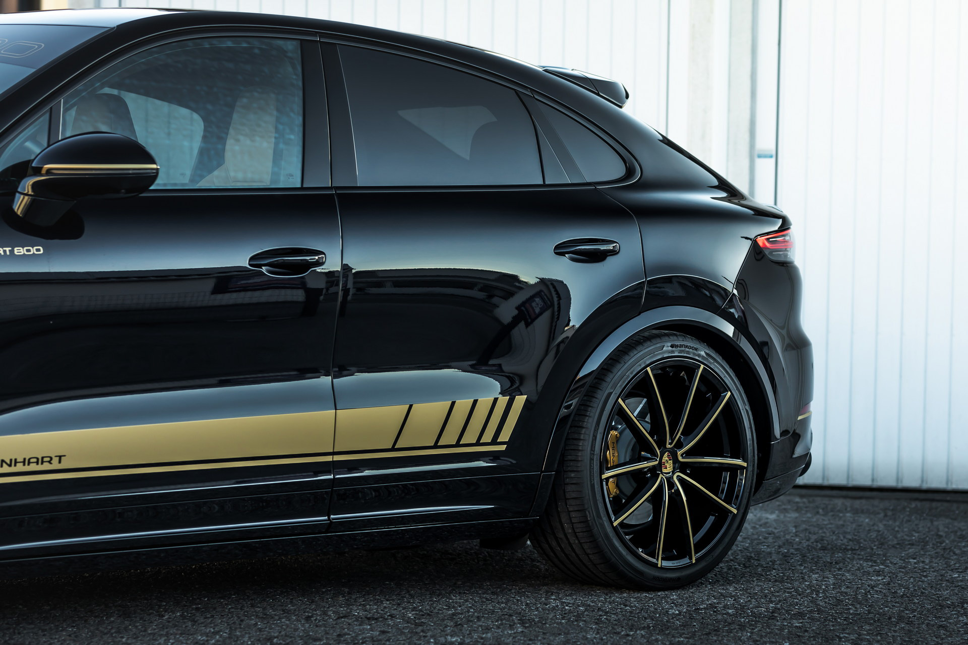 Cayenne Coupe Manhart (11).JPG
