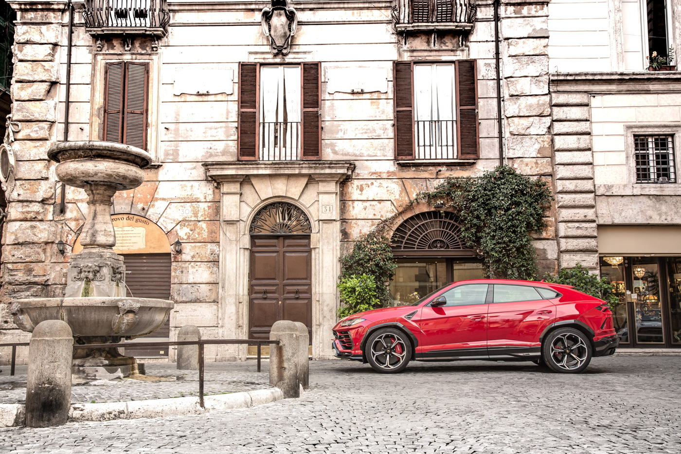 Chế-độ-lái-của-Lamborghini-Urus-6.jpg