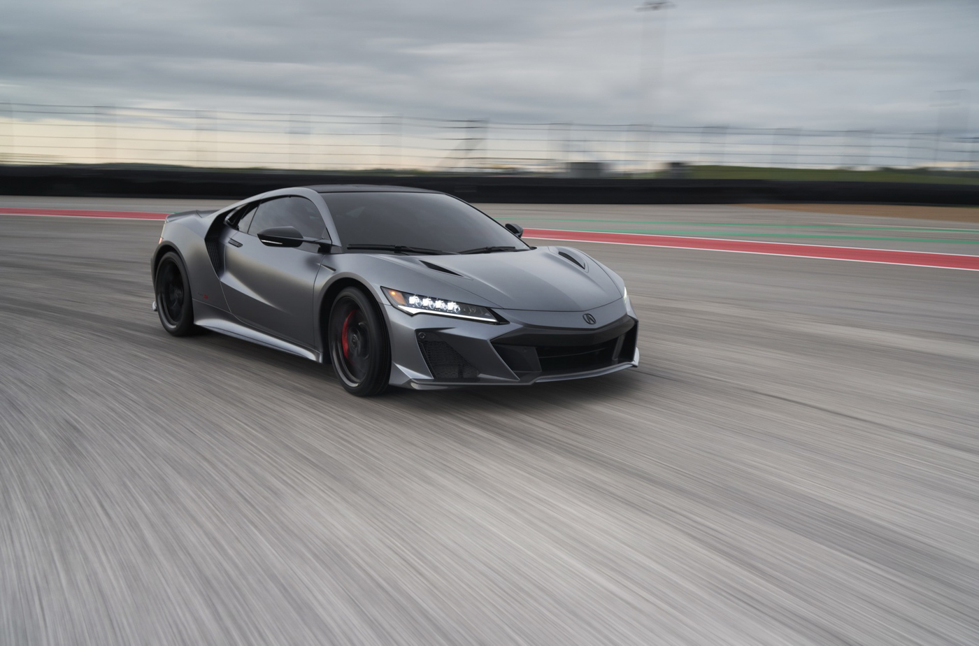 Chiec-acura-nsx-type-s-dau-tien-tim-duoc-chu-moi-voi-gia-cuc-khung-1,1-trieu-do-gap-6-lan-voi-...JPG