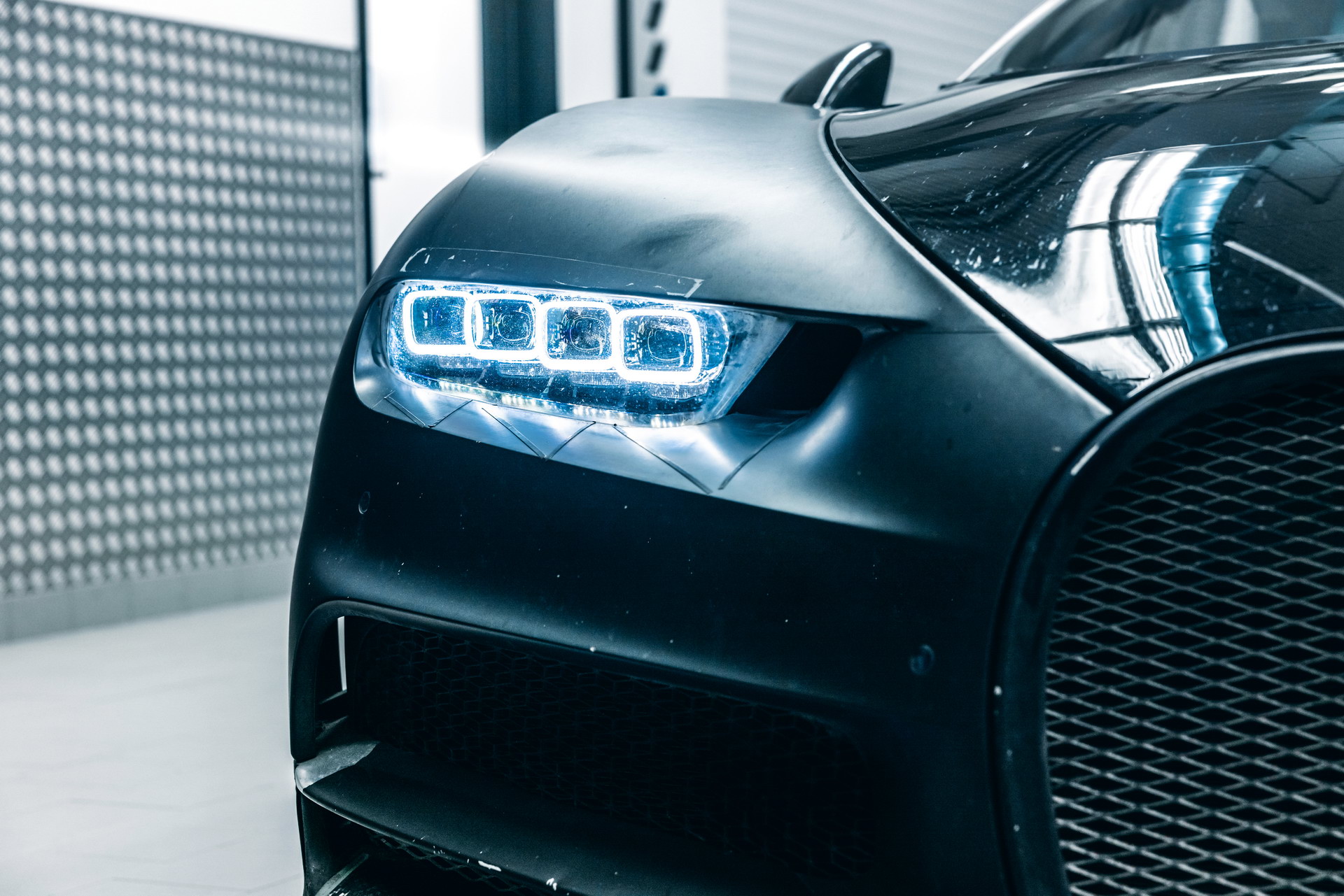Chiron 4-005 (7).jpg