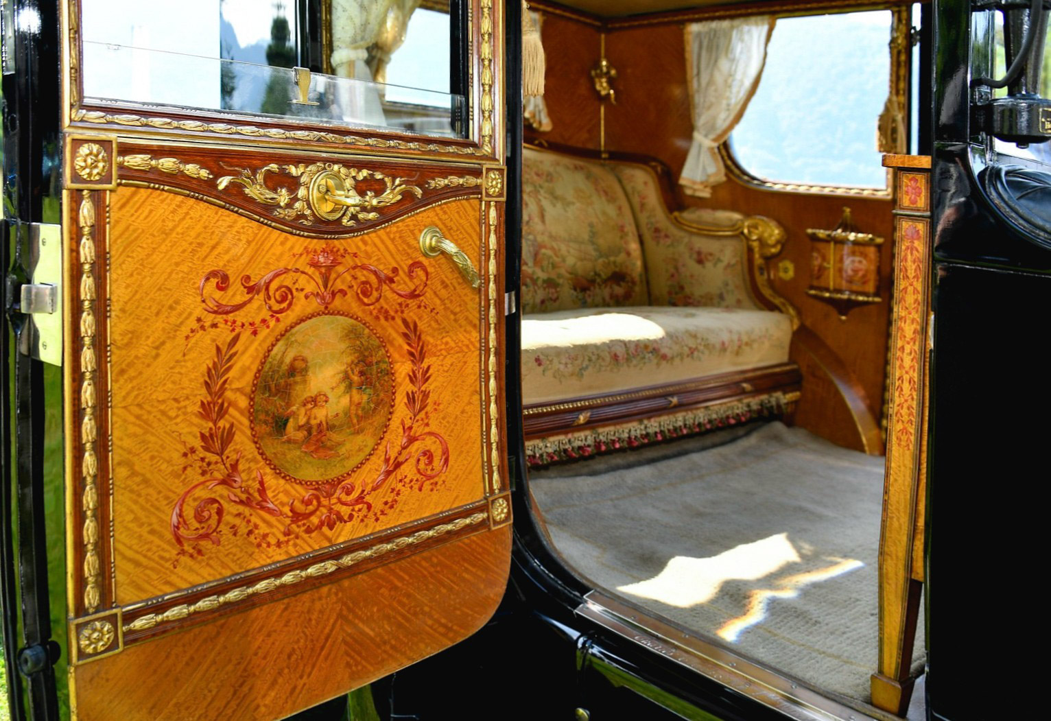 CoachBuild Rolls-Royce (16).JPG