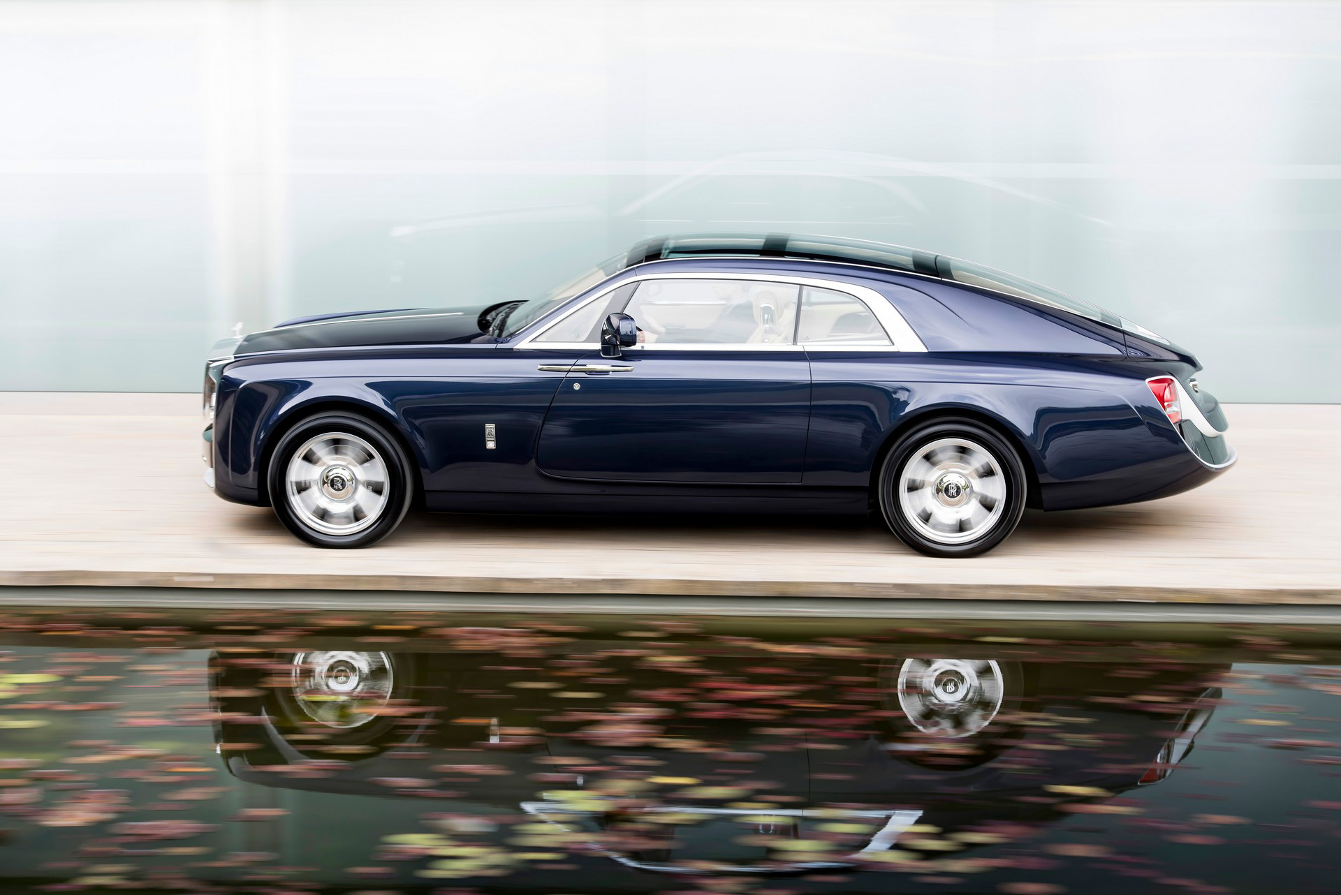 CoachBuild Rolls-Royce (17).JPG