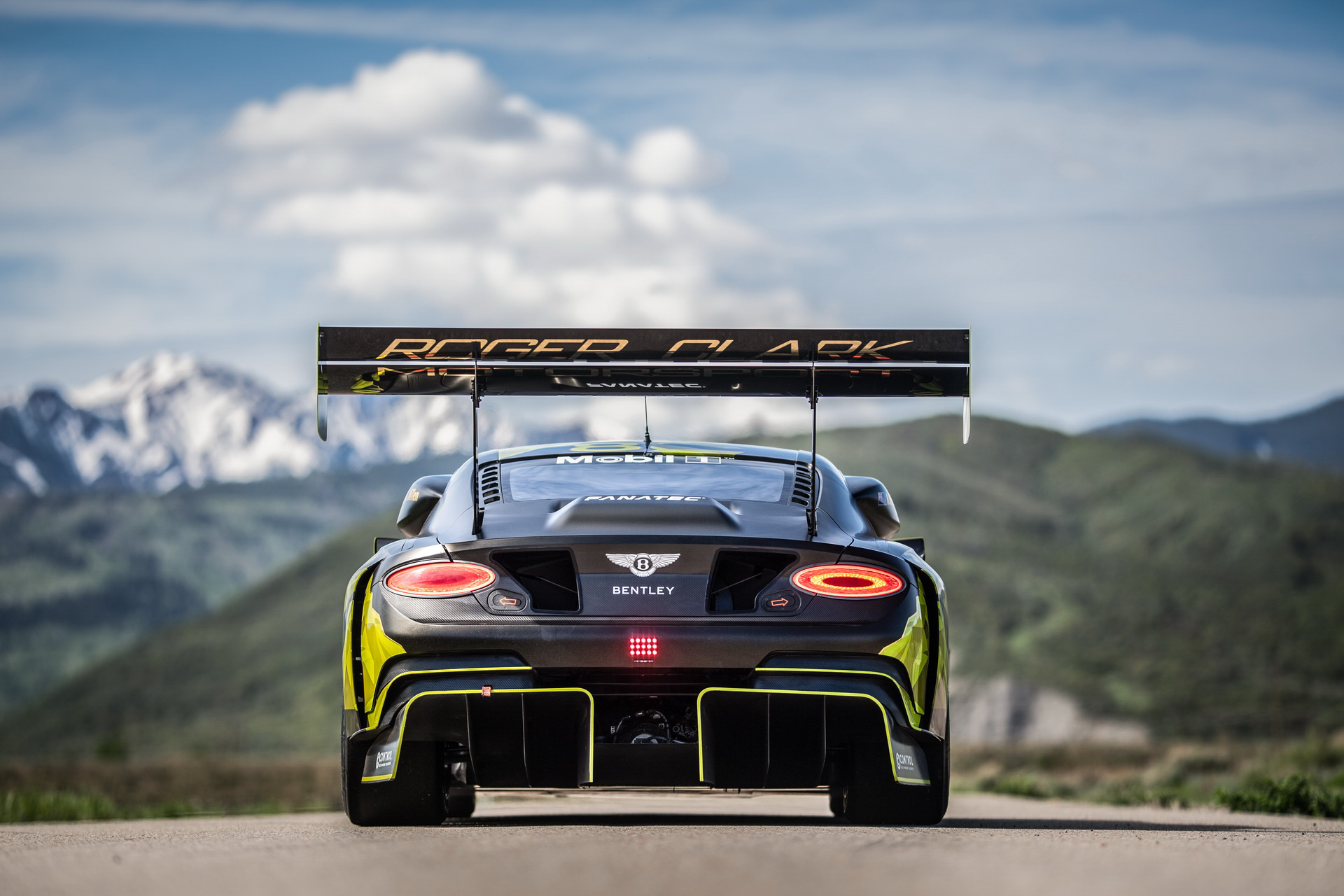 Continental GT3 Pikes Peak (6).JPG