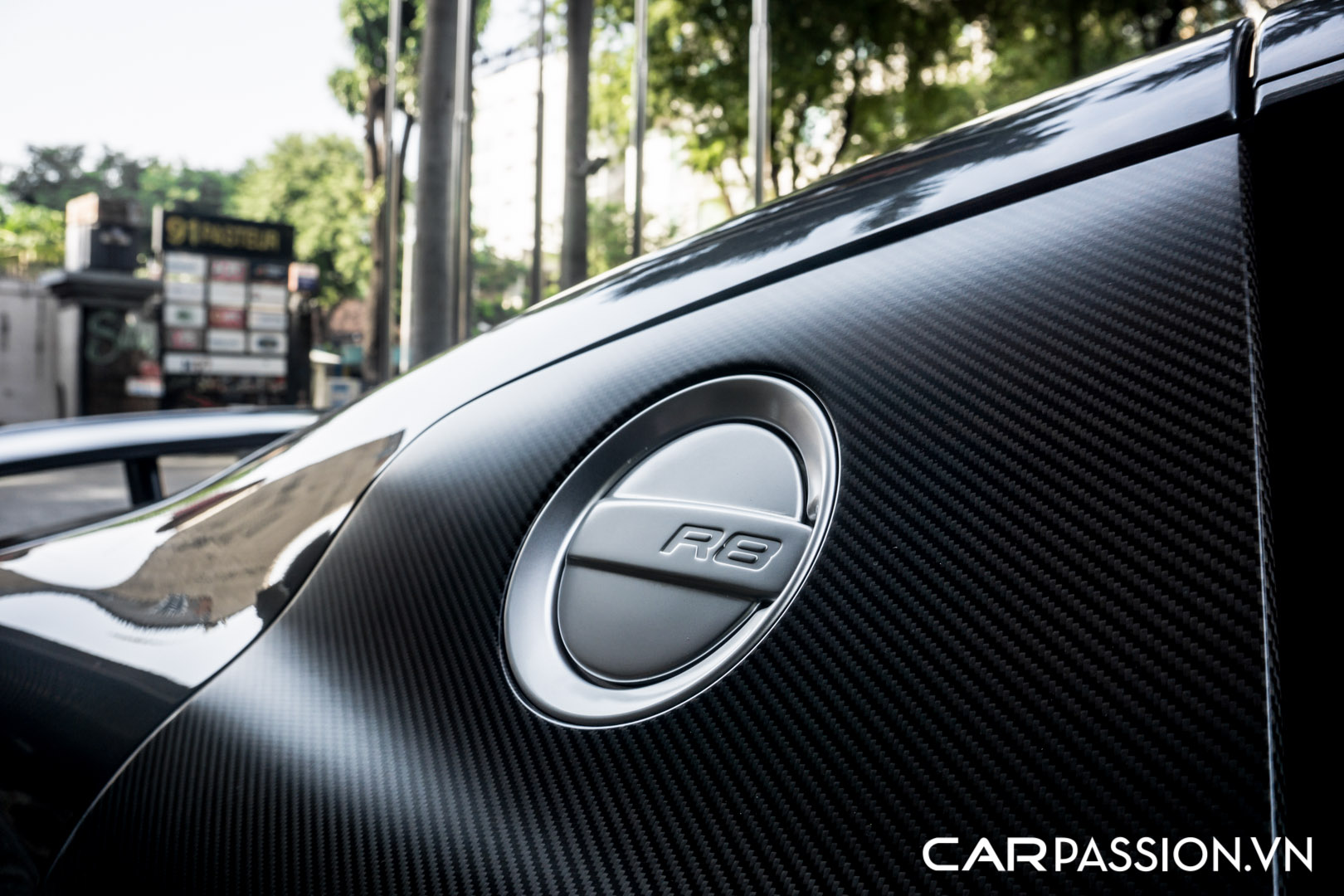 CP-Audi R8 V10 số sàn độ khủng (27).jpg