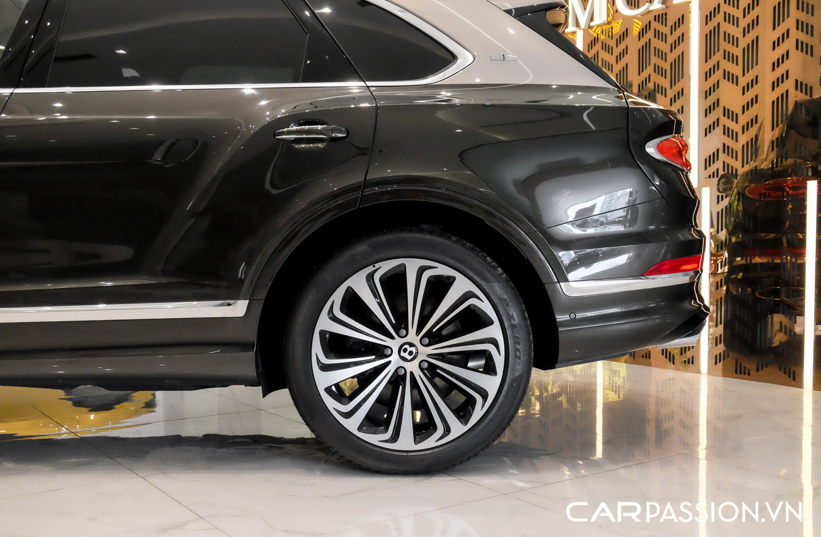 CP-Bentley Bentayga First Edition 202123.jpg