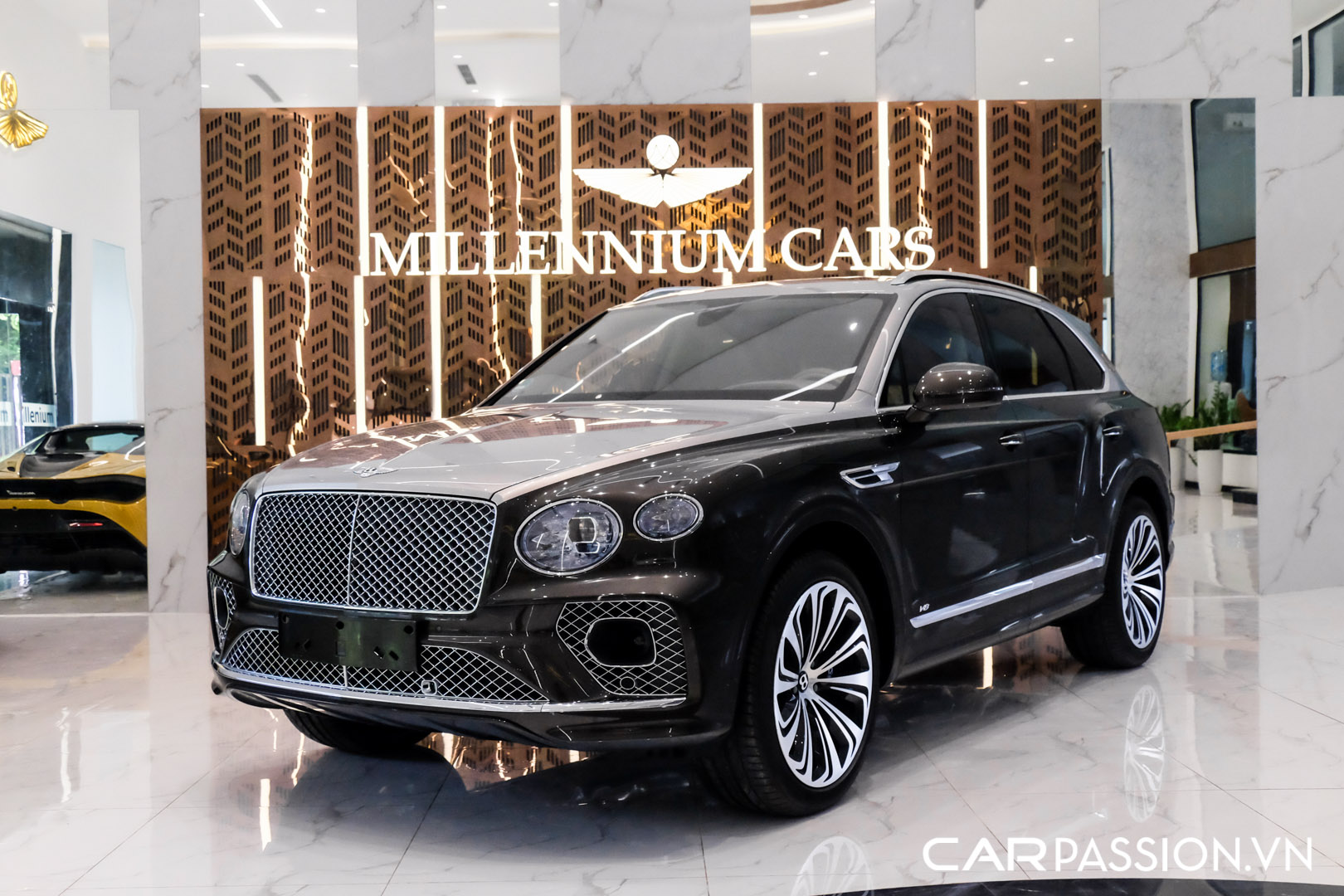 CP-Bentley Bentayga First Edition 20213.jpg