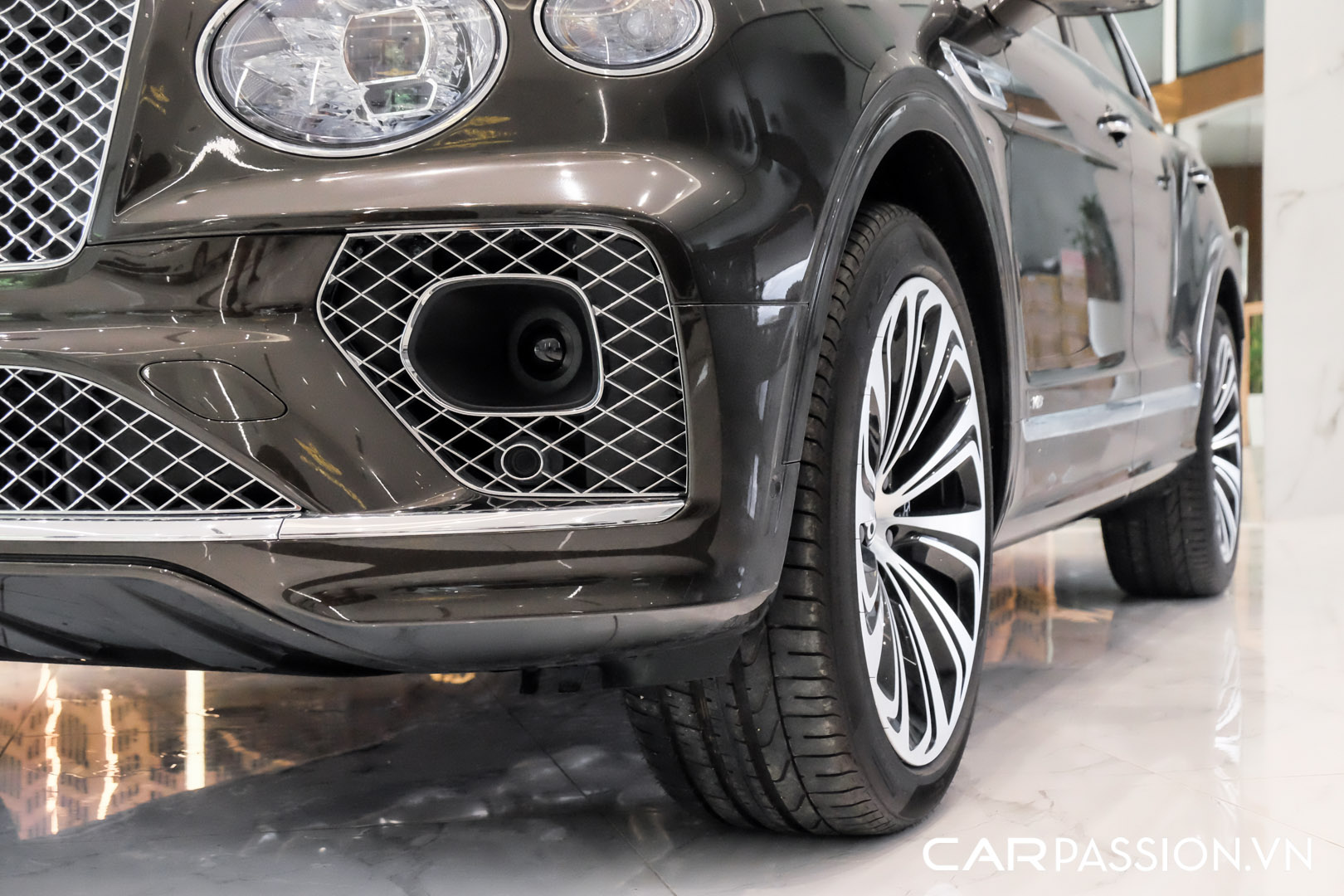 CP-Bentley Bentayga First Edition 20219.jpg