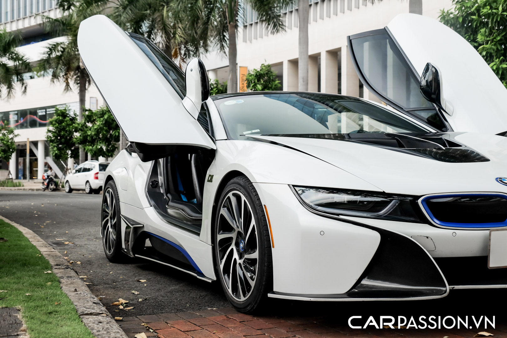 CP-BMW i8 độ (22).jpg