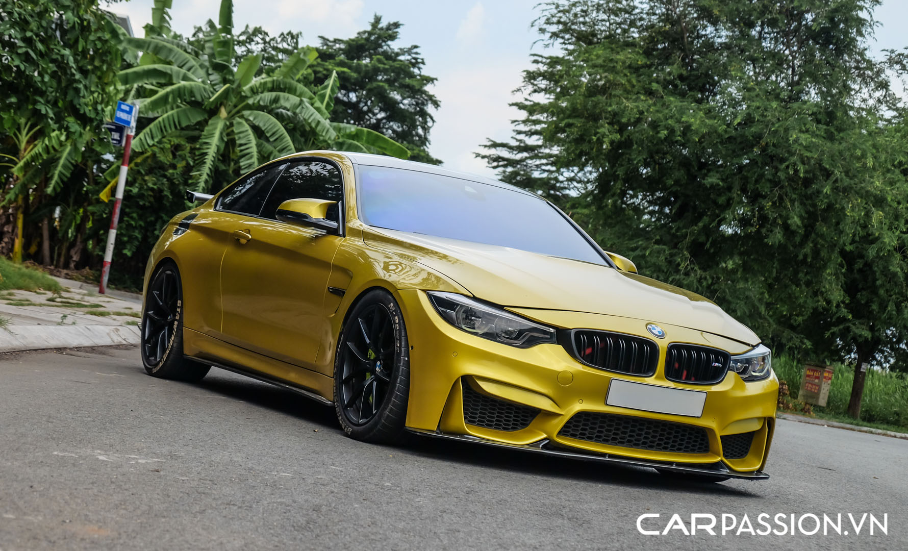 CP-BMW M4 F8 được rao bán (12).jpg