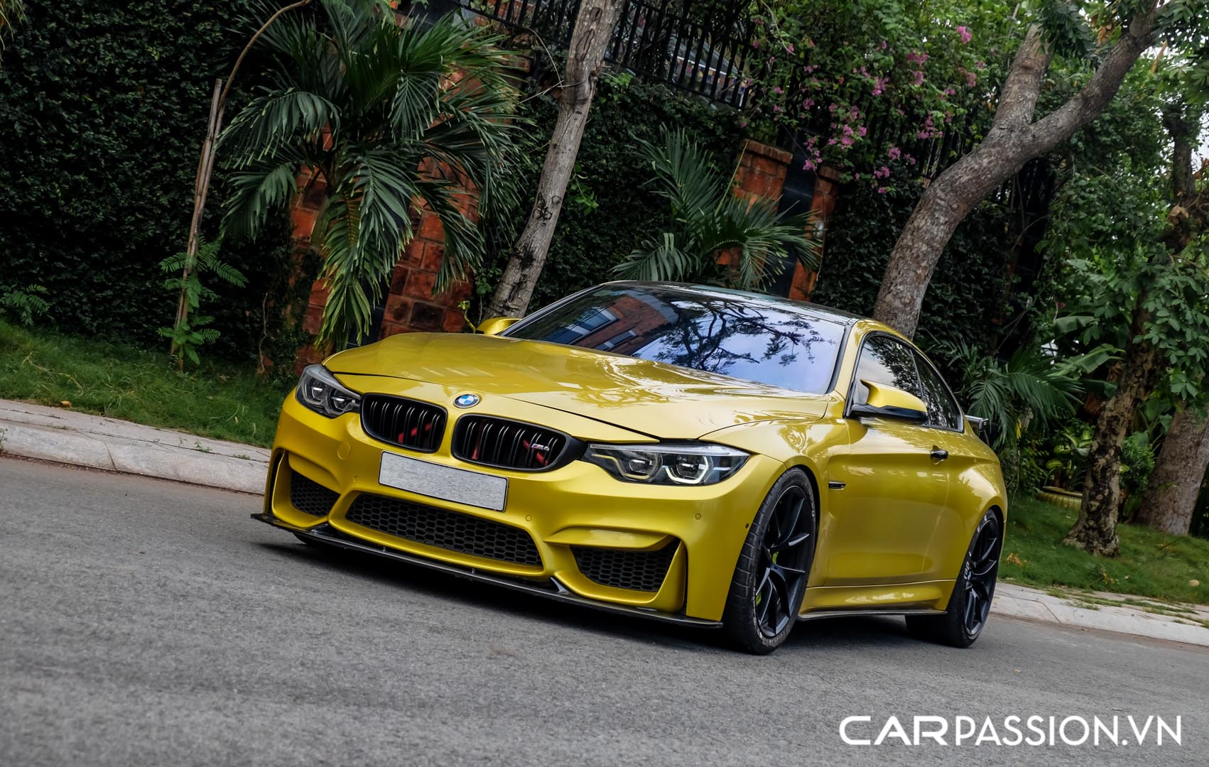 CP-BMW M4 F8 được rao bán (13).jpg