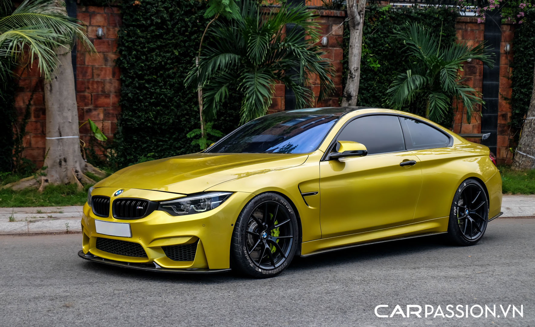 CP-BMW M4 F8 được rao bán (14).jpg