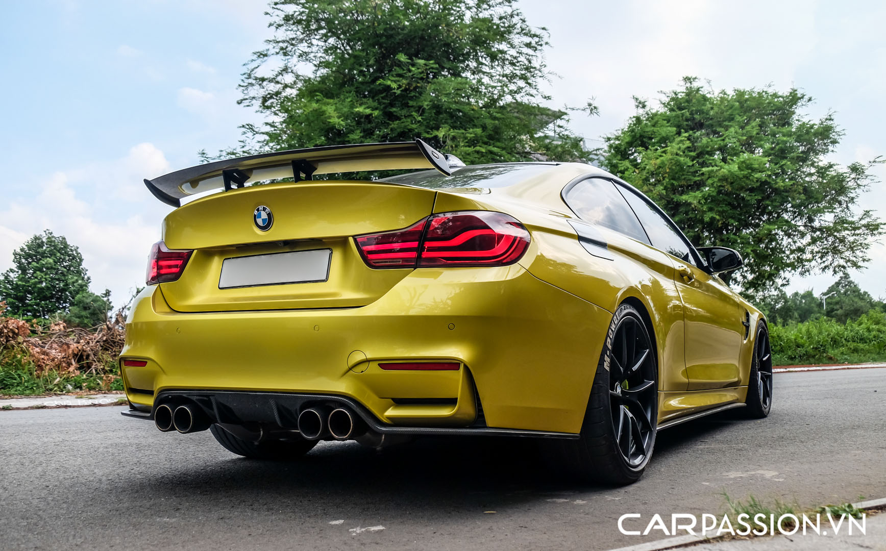 CP-BMW M4 F8 được rao bán (28).jpg