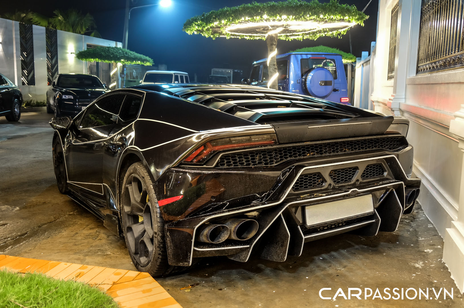 CP-Bộ đôi Lamborghini Huracan độ độc đáo32.jpg