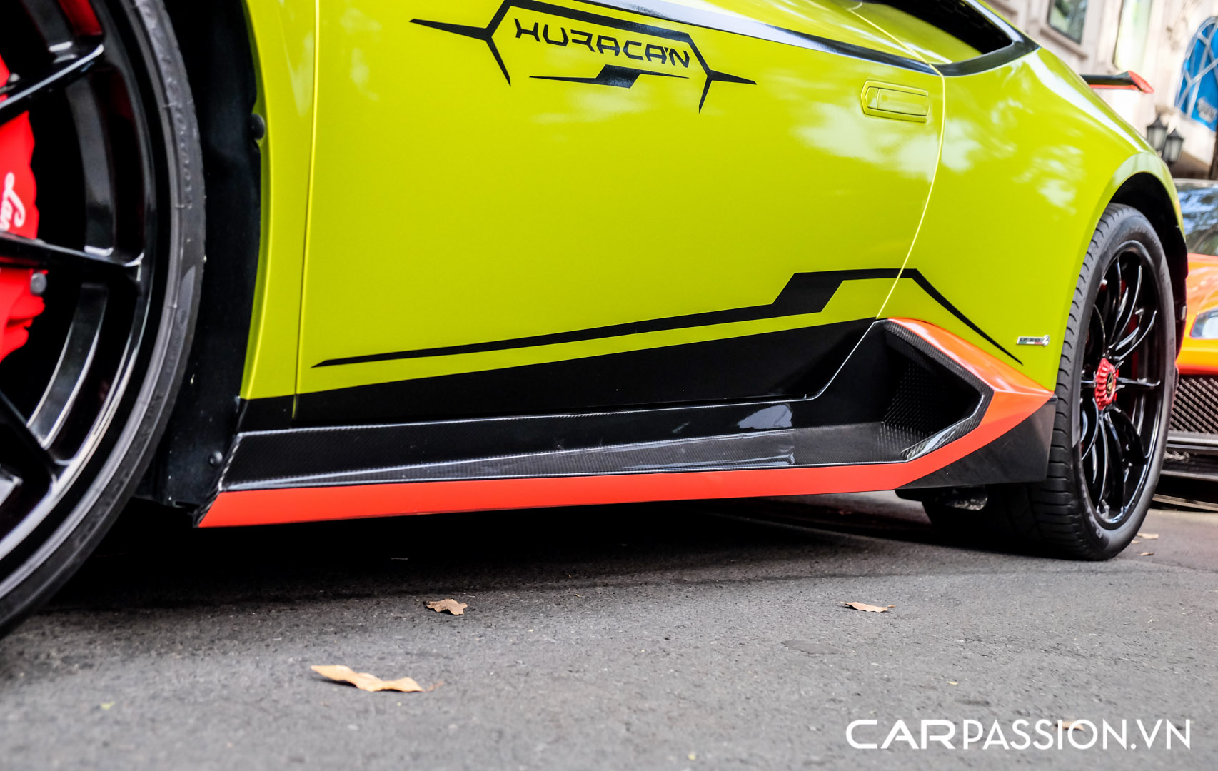 CP-Đoàn Di Băng độ Lamborghini Huracan18.jpg