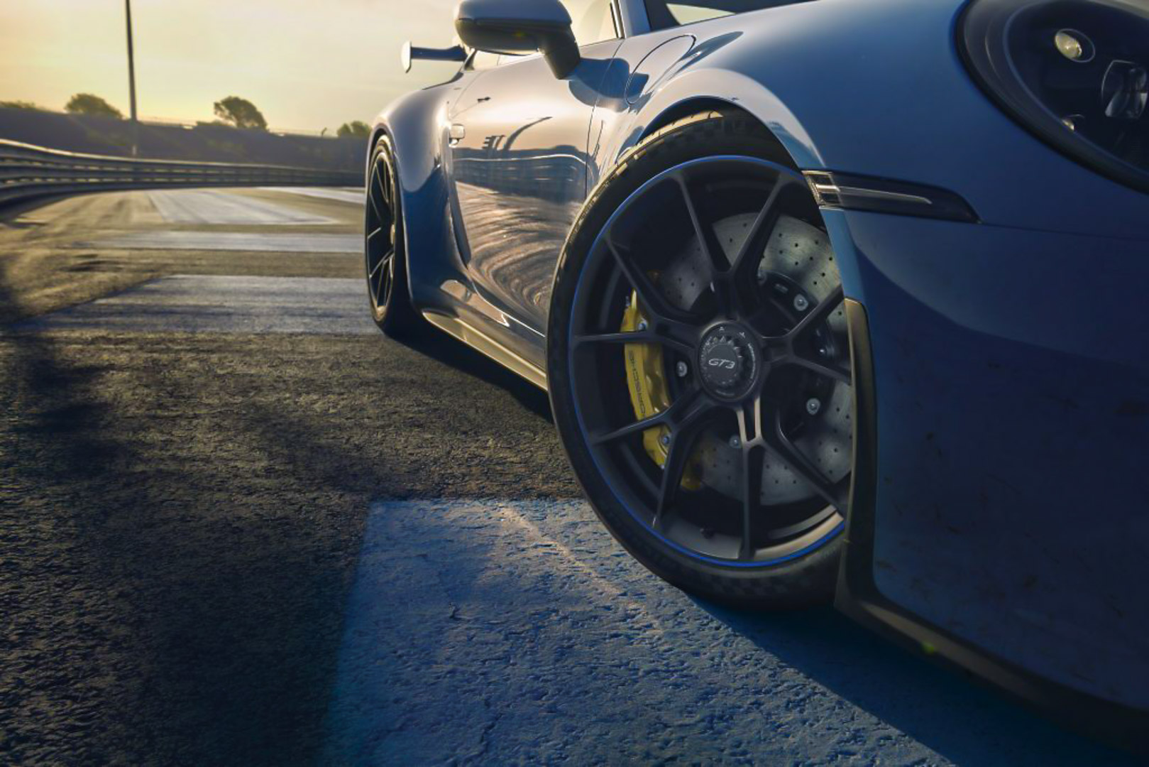 CP-Doanh nhân Nguyễn Quốc Cường tậu Porsche 911 GT3 mới0.jpg