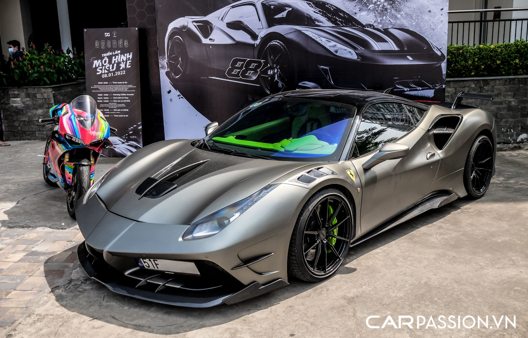 CP-Doanh nhân SG chi gần 2 tỷ độ Ferrari 488 GTB (53).jpg