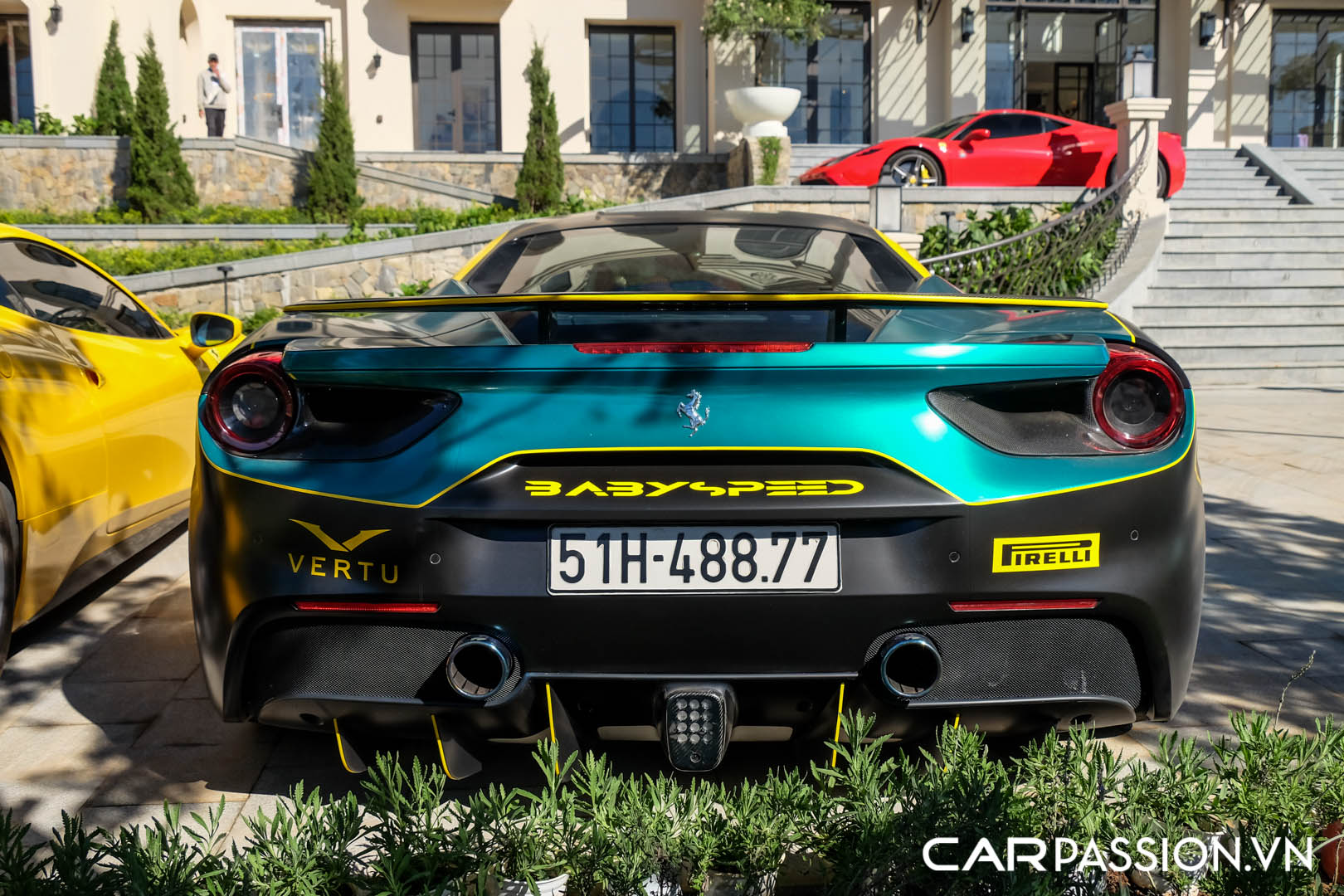 CP-Ferrari 488 GTB độ37.jpg