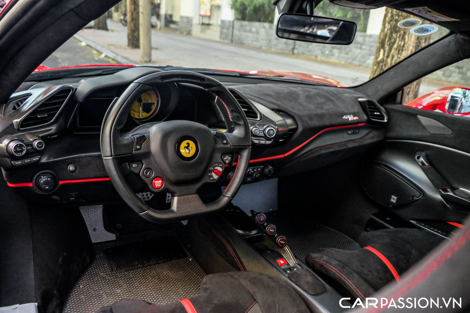 CP-Ferrari 488 Pista độc nhất Việt Nam14.jpg