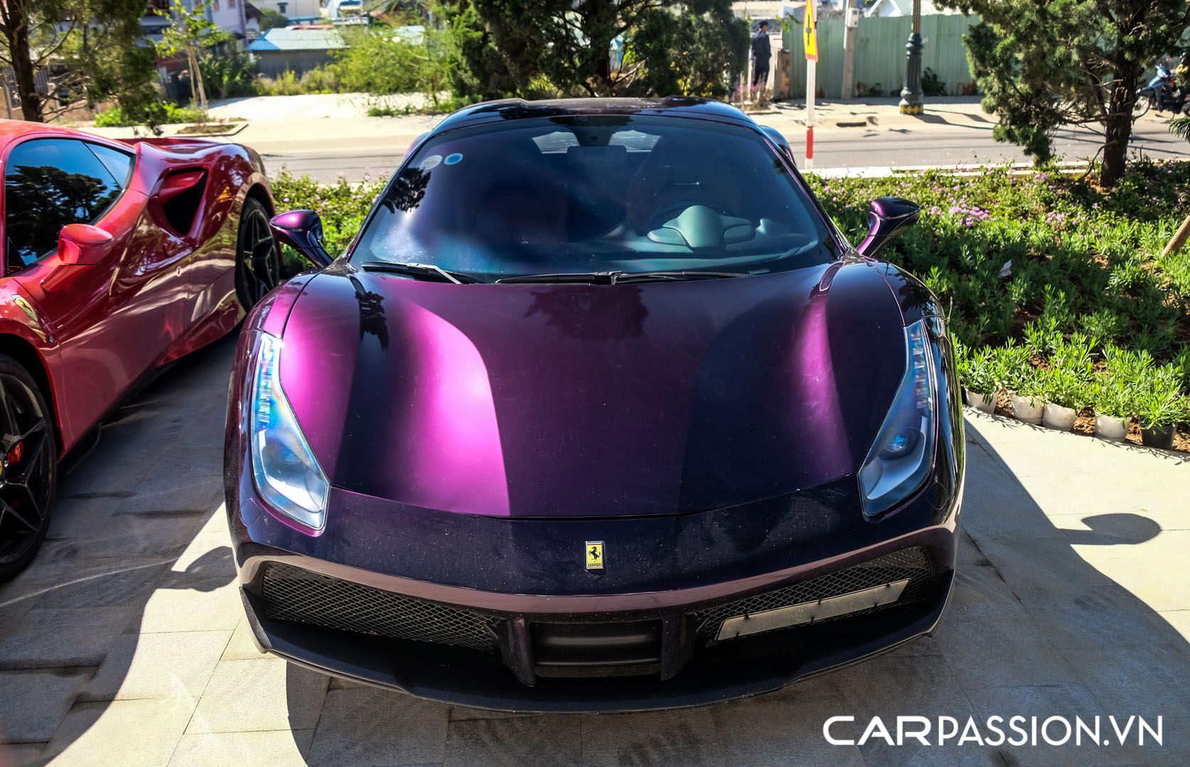 CP-Ferrari 488 Spider độ độc (4).jpg