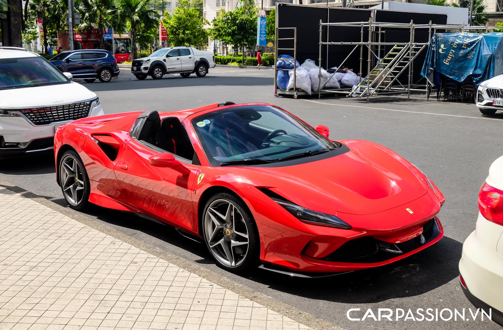 CP-Ferrari F8 Spider Rosso Corsa (1).jpg