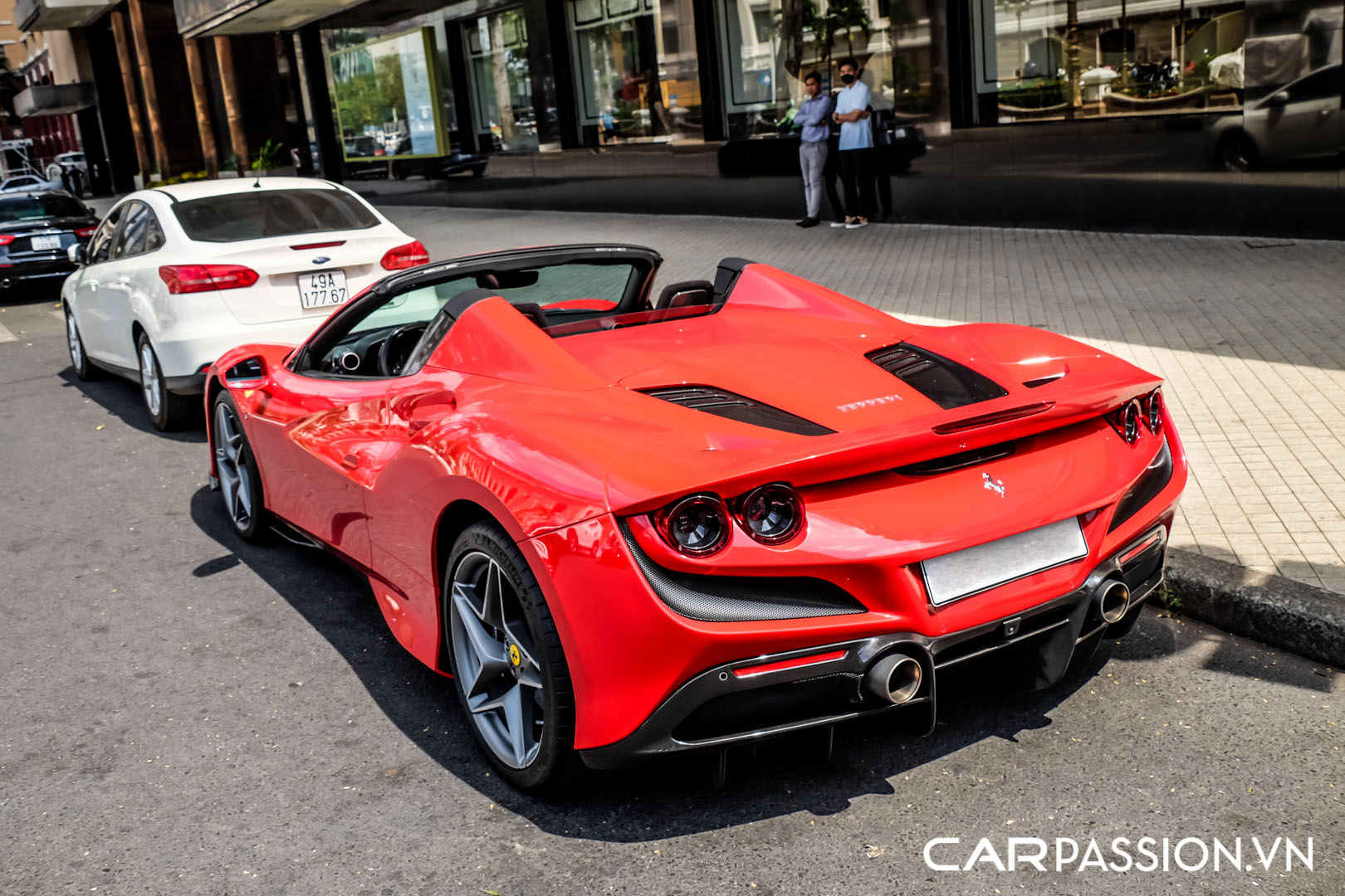 CP-Ferrari F8 Spider Rosso Corsa (13).jpg