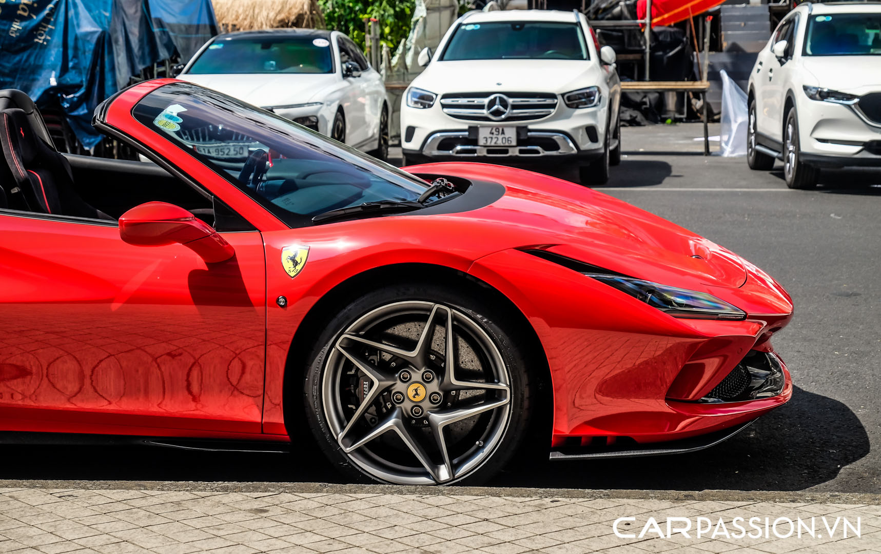 CP-Ferrari F8 Spider Rosso Corsa (43).jpg