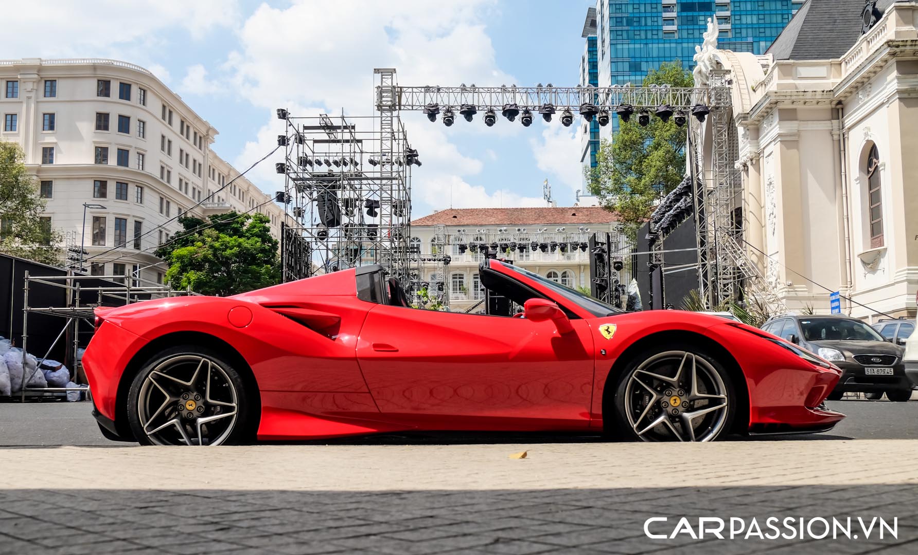 CP-Ferrari F8 Spider Rosso Corsa (46).jpg