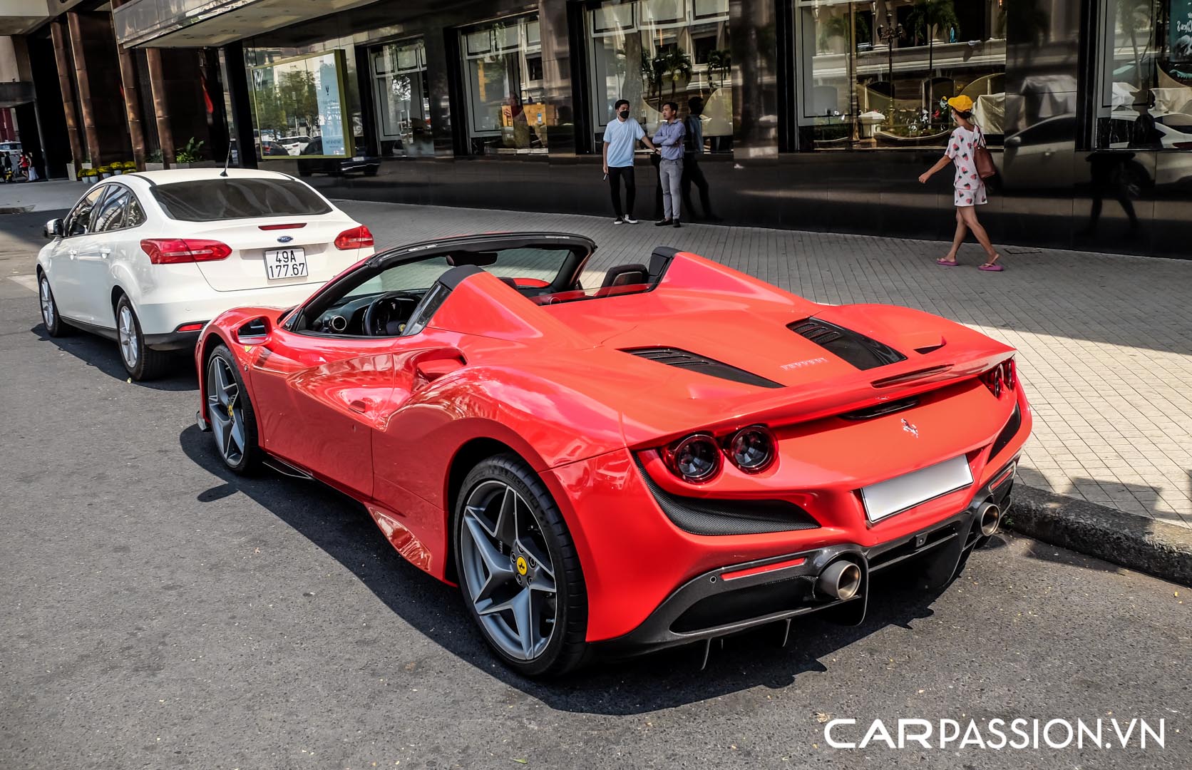 CP-Ferrari F8 Spider Rosso Corsa (49).jpg