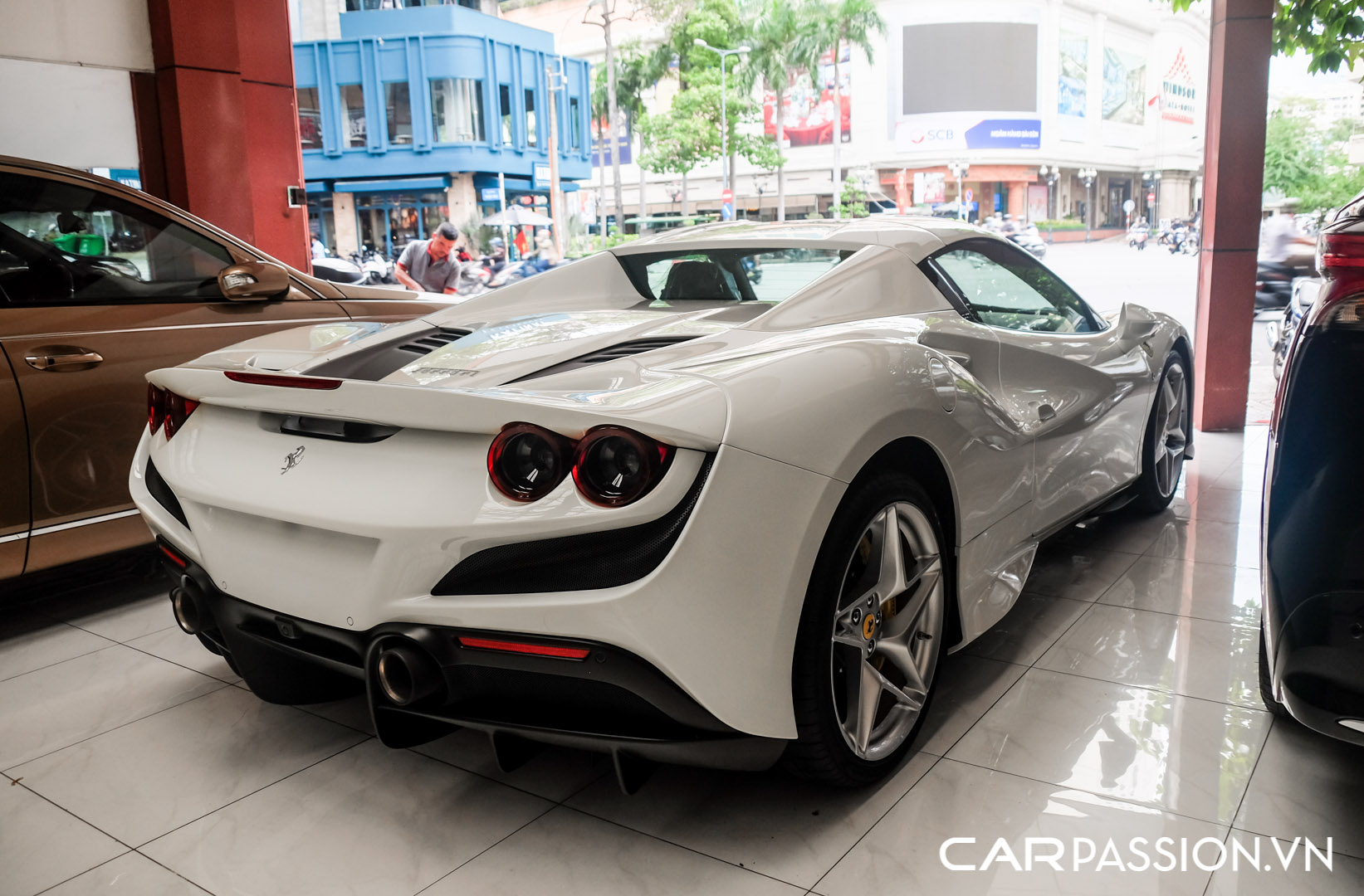 CP- Ferrari F8 Spider thứ ba về Việt Nam35.JPG