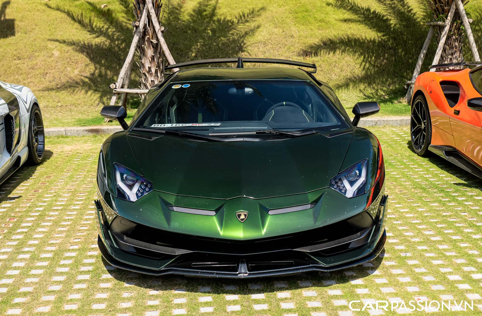 CP-Lamborghini Aventador SVJ Verde Ermes11.jpg