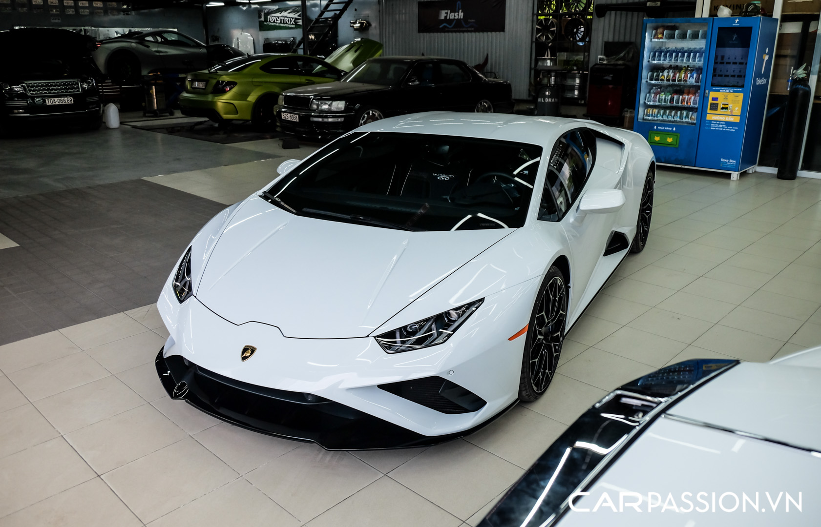 CP-Lamborghini Huracan EVO RWD (65).jpg