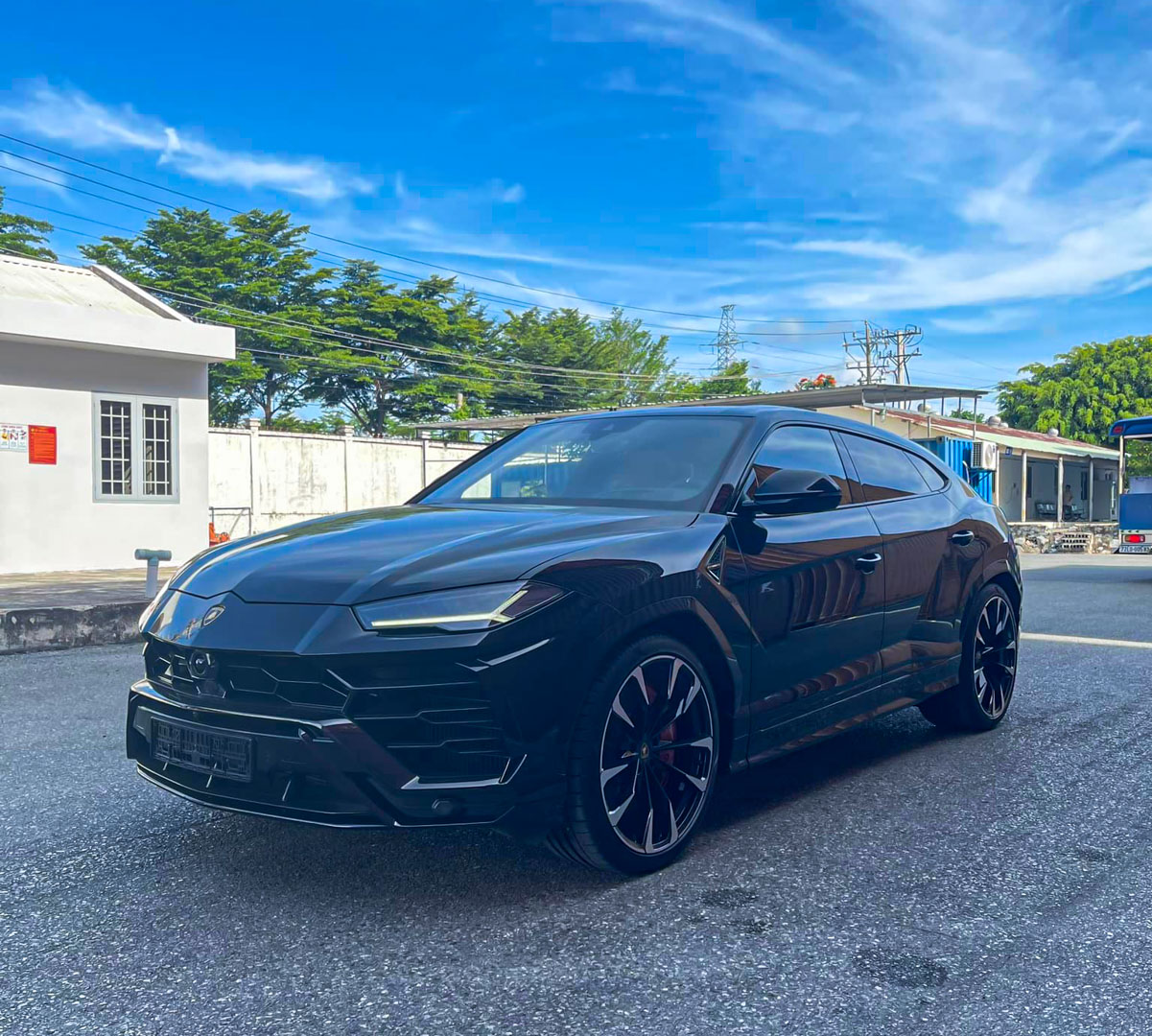 CP-Lamborghini Urus mới về Việt Nam21.jpg