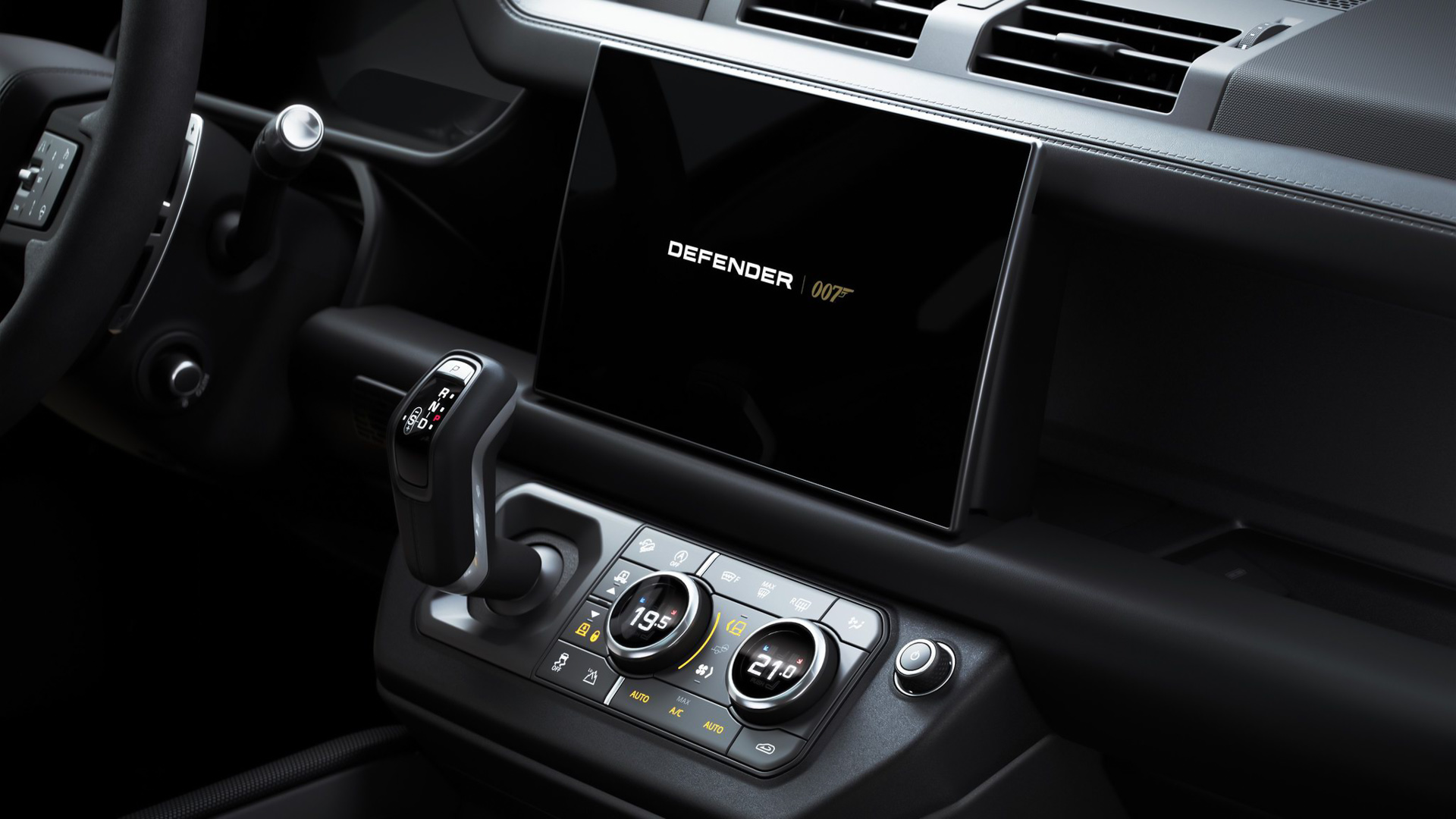 CP-Land Rover Defender V8 Bond Edition (21).jpg