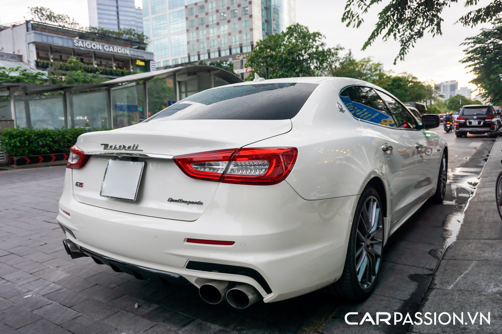 CP-Maserati Quattroporte độ (12).jpg